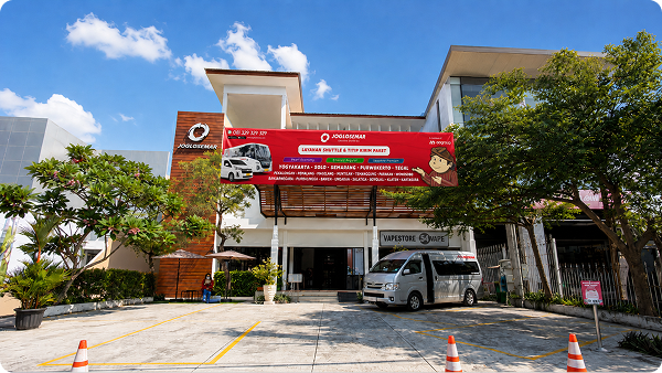 Kantor Joglosemar Executive Shuttle Bus