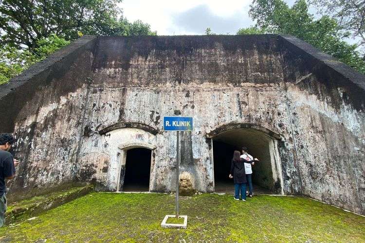 Destinasi Wisata Cilacap Terbaik yang Wajib Dikunjungi shuttle cilacap